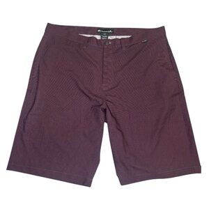 TravisMathew Men’s Burgundy Textured Performance Shorts Size 38